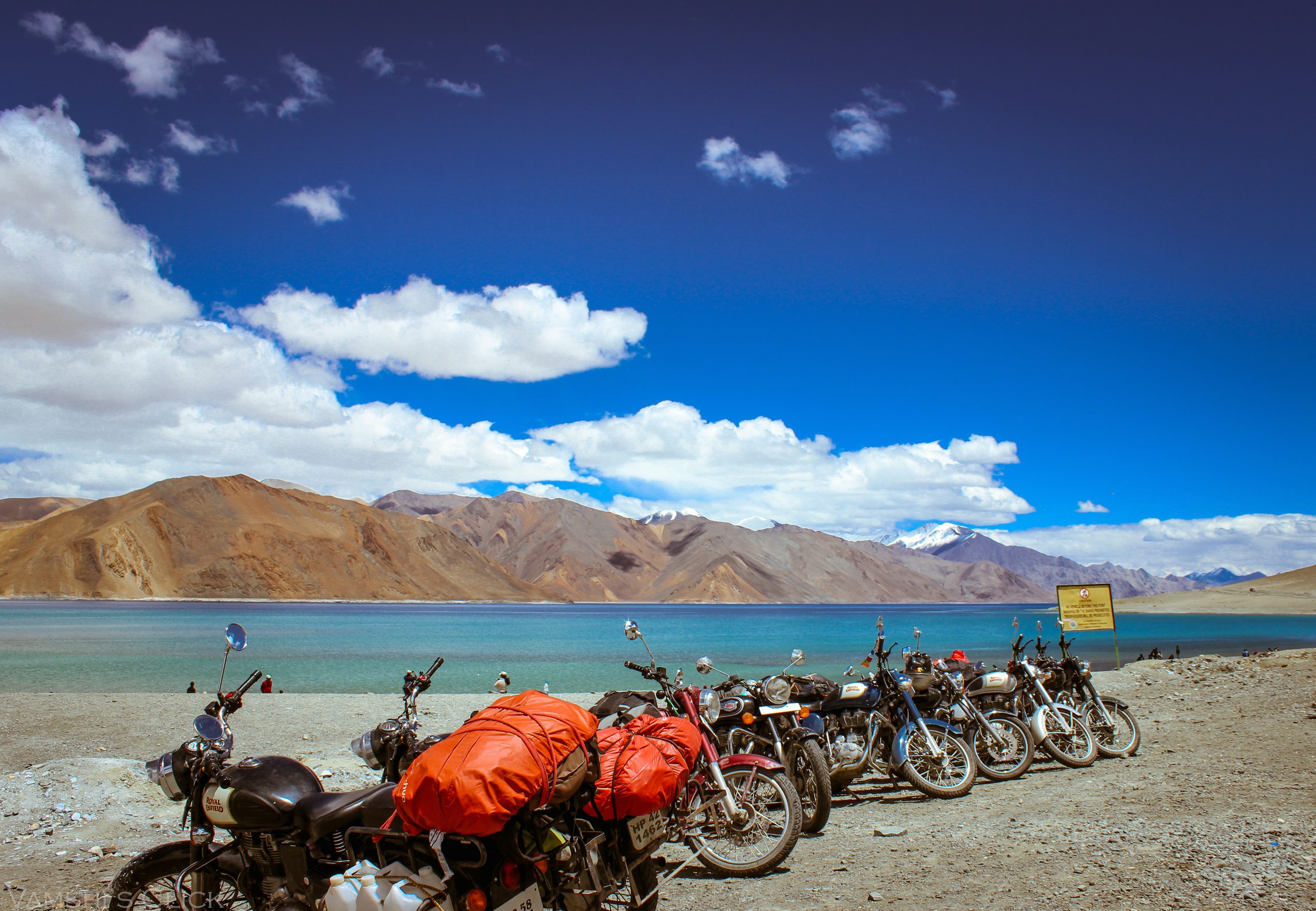 Leh ladakh bike tour